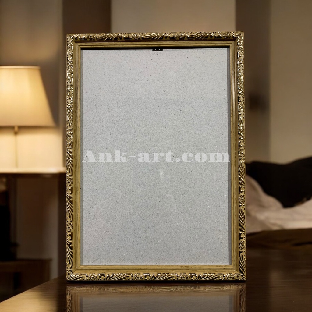 Рамка-079 "Сосна з вiзерунком". Середнiй (ПШ) профіль 19 мм . (Картон без ніжки з підвісами, 9х13)