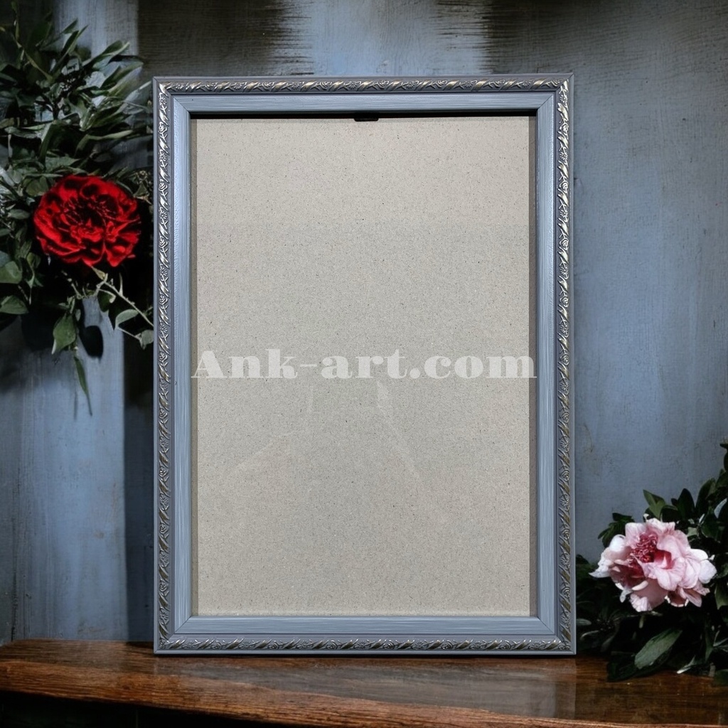 Рамка-072 "Свiтло-сiра з срiбним вiзерунком". Середнiй (ПШ) профіль 22 мм. (Картон без ніжки з підвісами, 9х13)